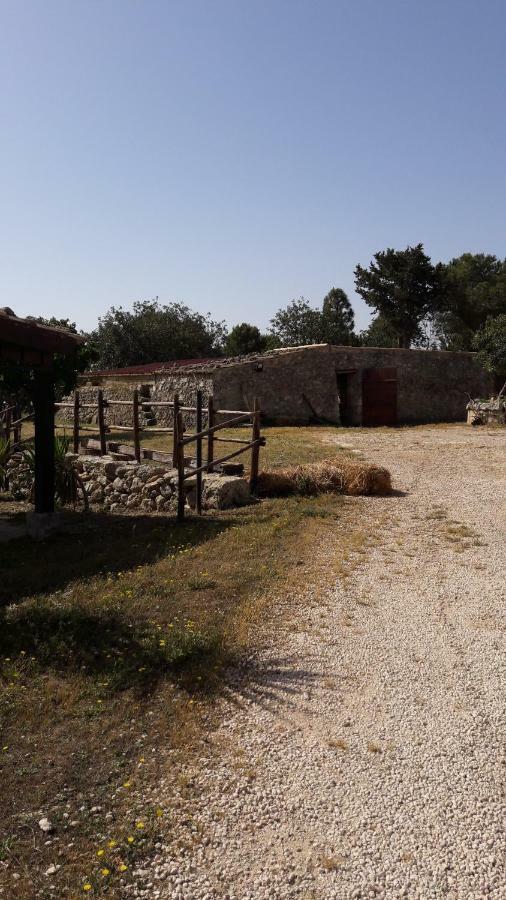 "Casa Vacanze Antica Cascina" Testa dell'Acqua Exterior photo